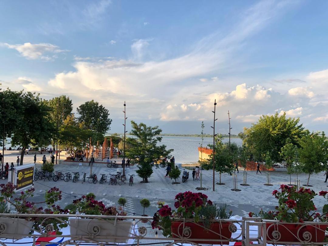 Hotel Shkodra Lake Shiroka Екстер'єр фото