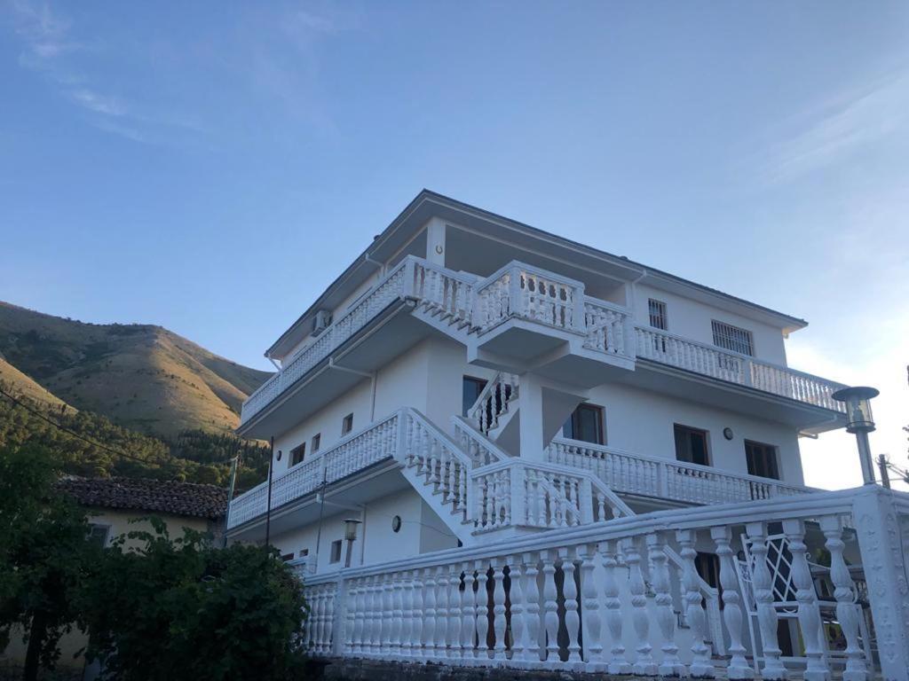 Hotel Shkodra Lake Shiroka Екстер'єр фото